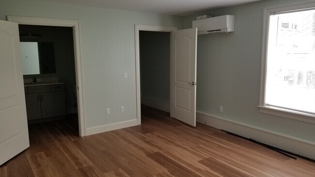 Foto del edificio - 462 Main St