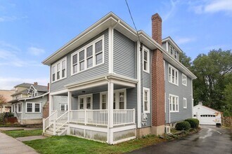 Building Photo - 149 Vassall St