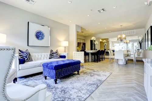 Foto del edificio - 7553 Kirby Dr