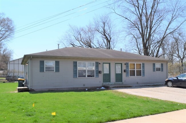 Building Photo - 509 W South St