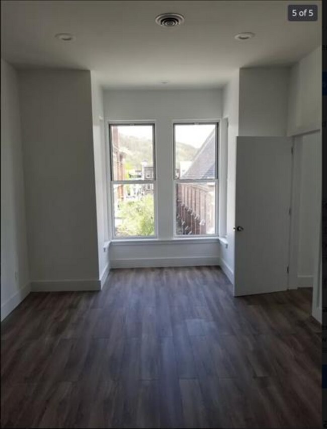 Foto del edificio - 227 2nd St