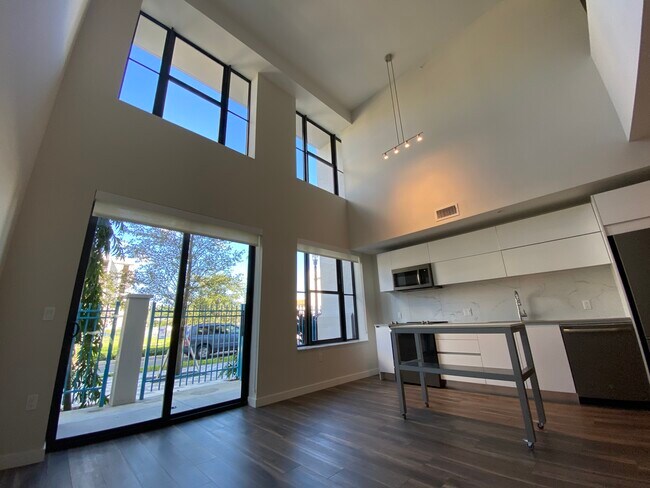 Foto del edificio - 511 N Andrews Ave