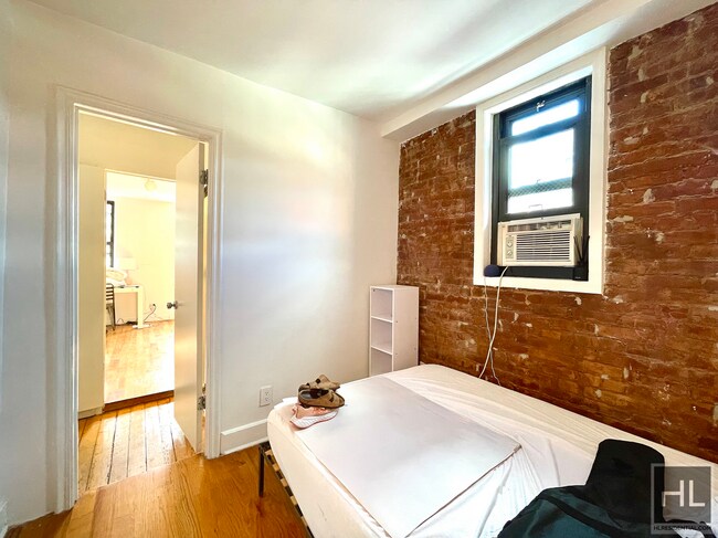 Foto del edificio - EAST 6 STREET