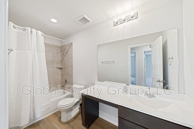 Building Photo - 6735 Shiraz Wy