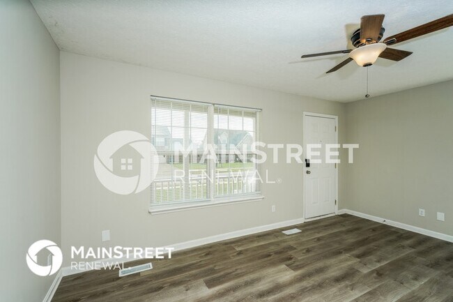 Foto del edificio - 651 Oak Grove Blvd