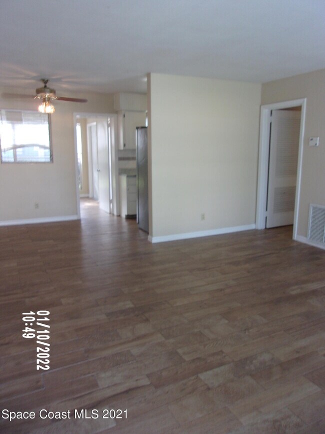 Foto del edificio - 1105 Myrtle Ln