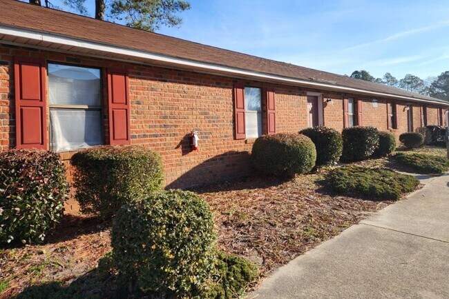 Foto del edificio - Larkin Lane Apartments