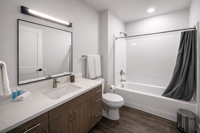 Building Photo - 4613 Capitol Ave