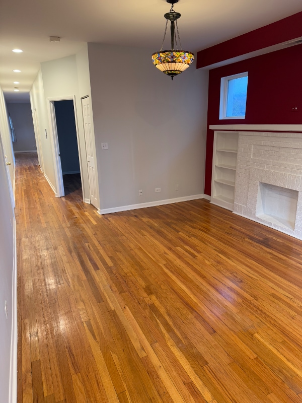 Building Photo - 3816 W Ainslie St