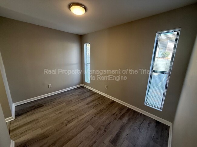 Photo - 2425 Tantelon Pl Townhome