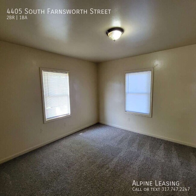 Foto del edificio - 4405 S Farnsworth St