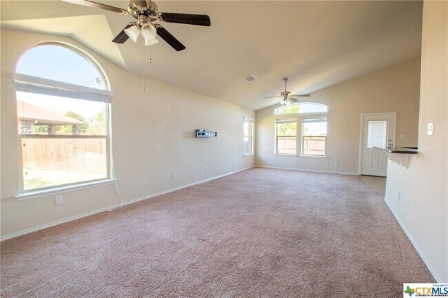 Building Photo - 5201 Cicero Dr