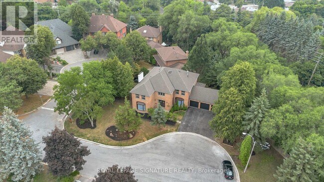 Photo du bâtiment - 34 Barclay Ct