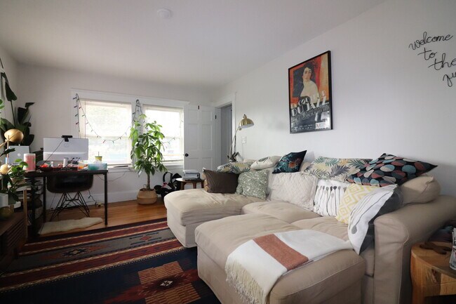 Foto del edificio - 39 Larch St