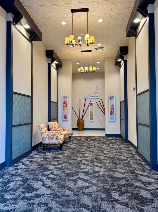 Foto del edificio - Starpoint Condominiums ~ Issaquah Highlands