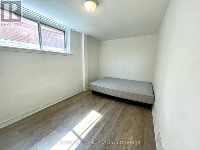 Building Photo - 3264 Fieldgate Dr