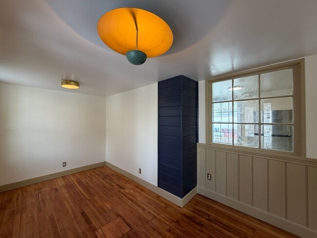 Photo - Alesia, LLC Apartment