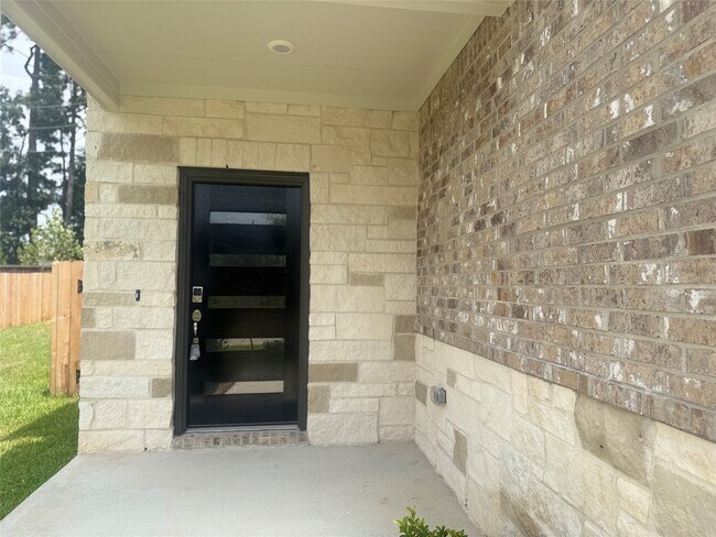 Foto del edificio - 7942 Alset Dr