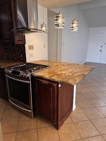 Building Photo - 403 Crenshaw Dr