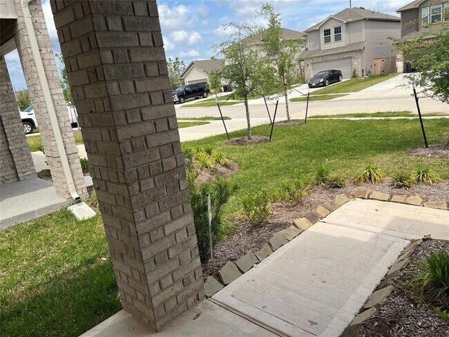 Foto del edificio - 16126 Elbridge Ct