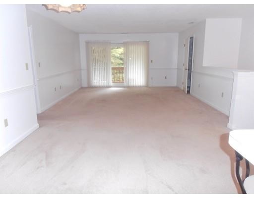 Building Photo - 506 Ashmead Cmns