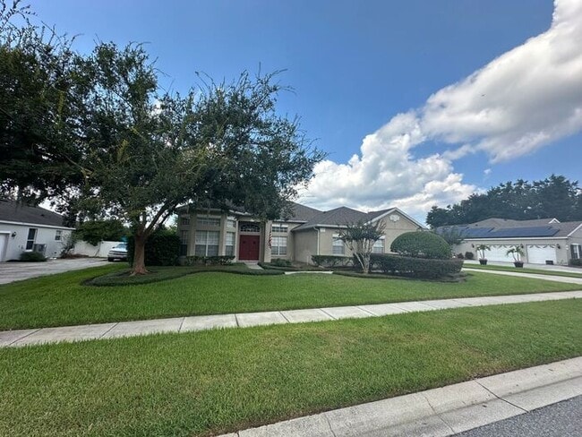 Beautiful 4 Bed 3 Bath Home in Sanford! - Beautiful 4 Bed 3 Bath Home in Sanford!