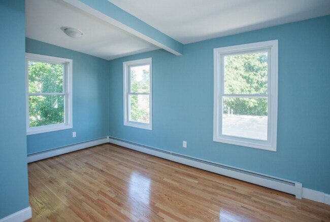 Building Photo - 175 Rindge Ave