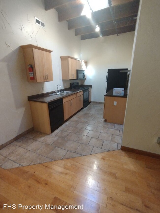 1 br, 1 bath House - 601 N National #226 photo'