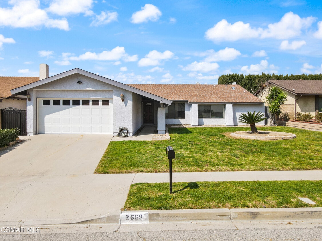 Foto principal - 2669 N Broadmoor Ave
