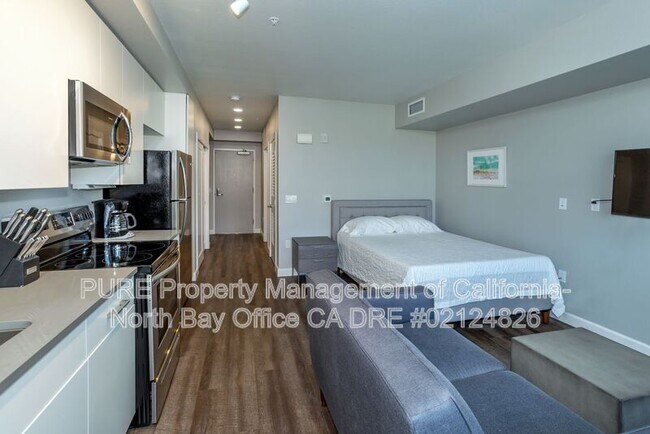 Foto del edificio - 785 Baywood Dr