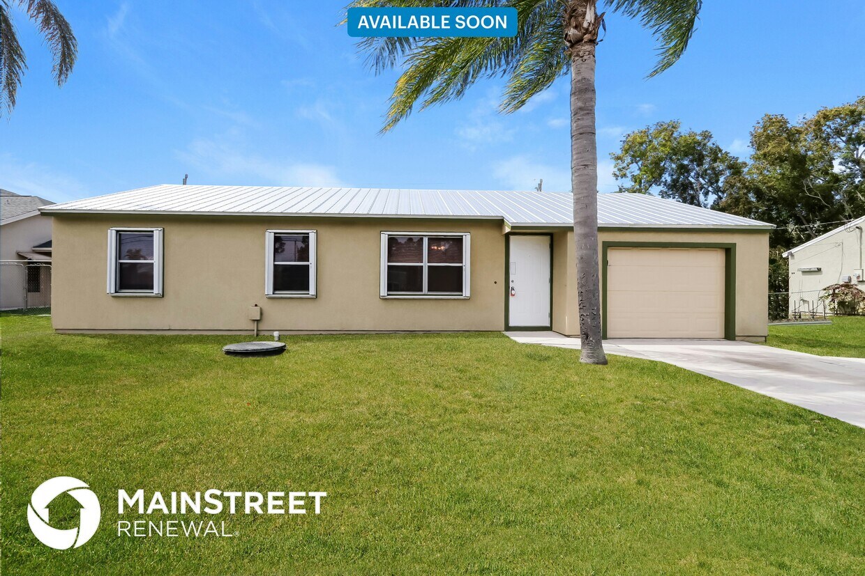 Foto principal - 2252 SE Berkshire Blvd
