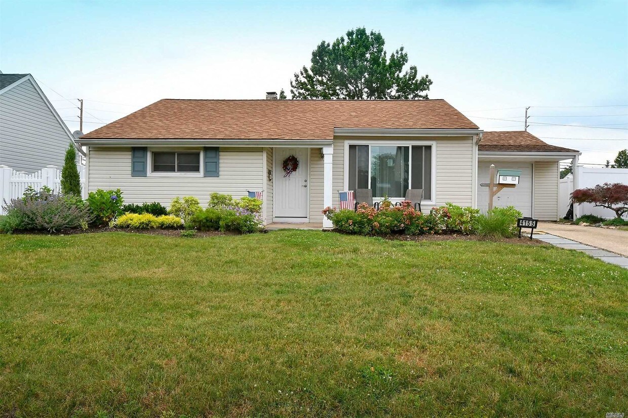 Primary Photo - 4155 Harriet Rd
