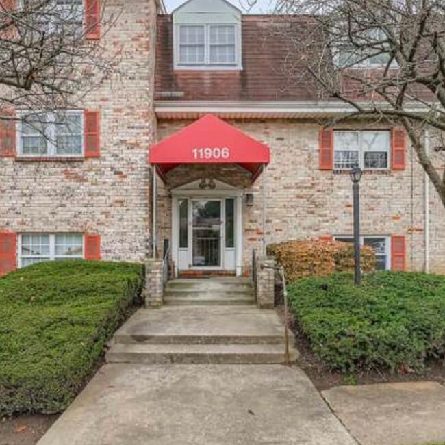 11906 Tarragon Rd J & I Entrance - 11906 Tarragon Rd