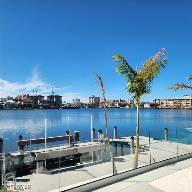 Foto del edificio - 336 Lagoon Ave