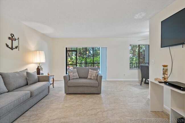 Foto del edificio - 150 Pineview Rd