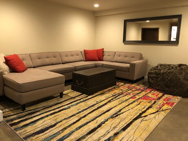 Foto del edificio - 5252 NE 49th Ave