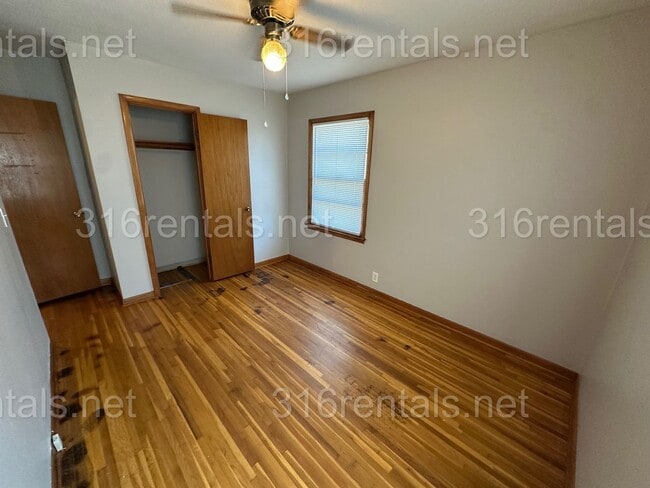 Building Photo - 3114 W Dora St