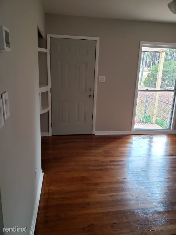 Building Photo - 3 br, 1.5 bath House - 540 Nelson Rd NW