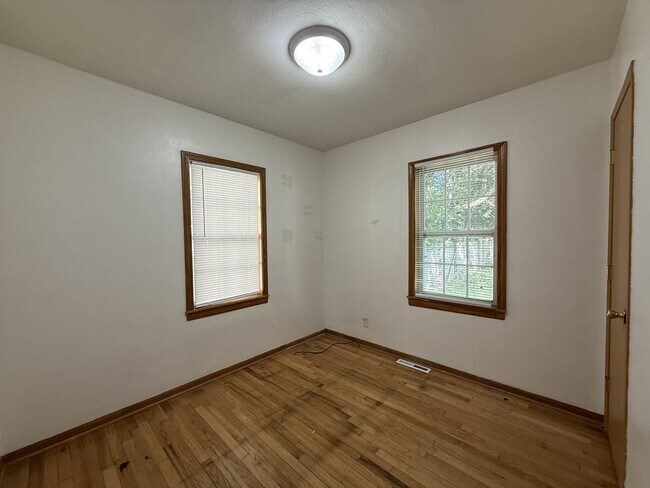 Foto del edificio - 720 Boyd St