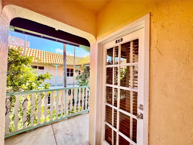 Foto del edificio - 736 13th St