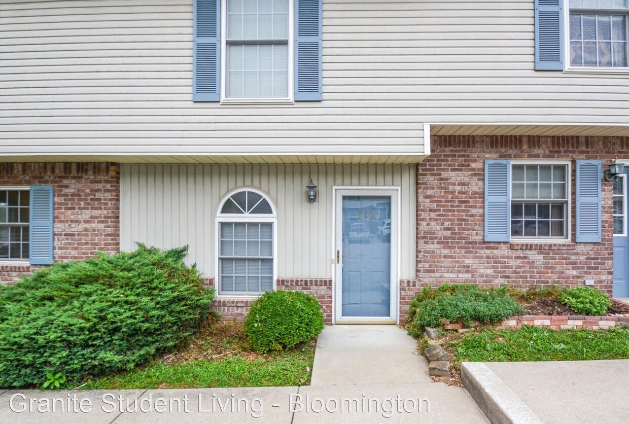 Foto principal - 2 br, 1.5 bath House - 910 Sherwood Hills ...