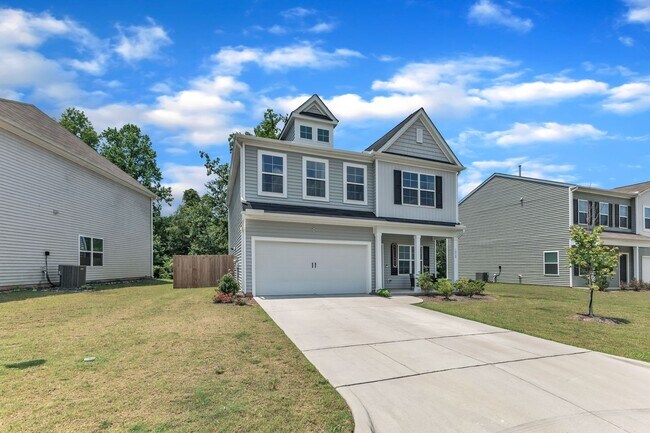 Building Photo - Spacious 3-Bedroom Home for Rent in Knight...