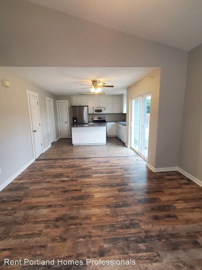 Foto del edificio - 4 br, 3 bath House - 653 SE 158th Ave