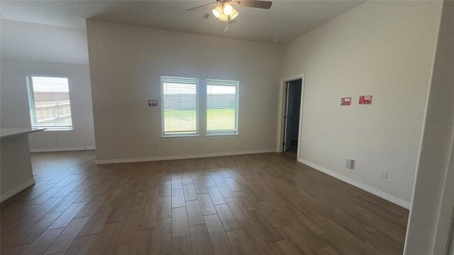 Foto del edificio - 2216 NW 170th St