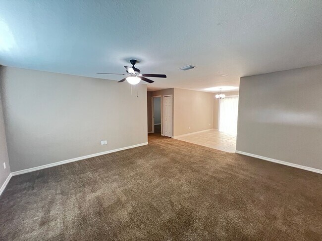 Foto del edificio - 3 BD/2BA Home in Beautiful Summerfield!!!