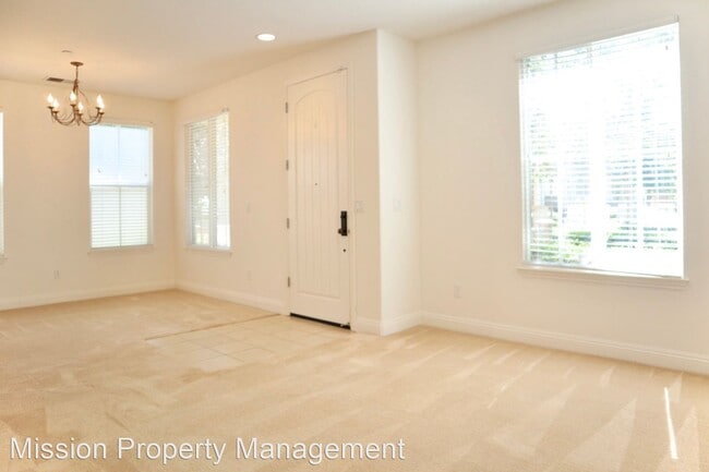 Building Photo - 3 br, 2.5 bath House - 49067 Woodgrove Cmn