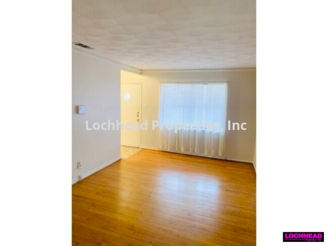 Foto del edificio - 4721 Lawler Road