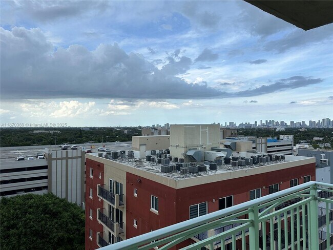 Foto del edificio - 3500 Coral Wy