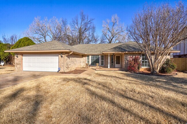 Foto del edificio - 4 bed 3 bath home!