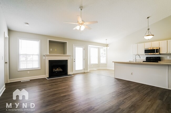 Building Photo - 54 Pedernales Dr